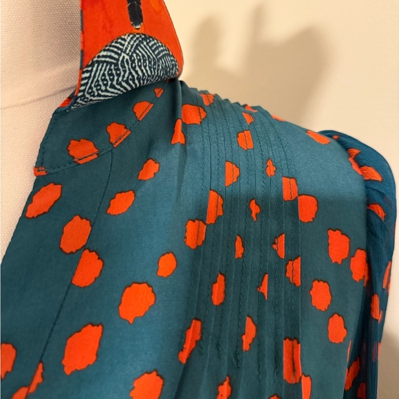 Quintessential Autumn - Diane Von Furstenberg Long Sleeve Shirt Dress - Picture 6 of 14